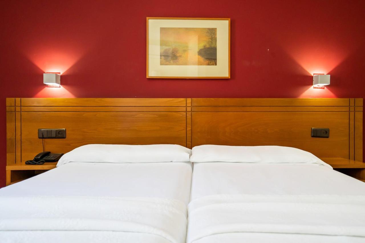 วายไอที กอนกิสตา เด โตเลโด Hotel ภายนอก รูปภาพ