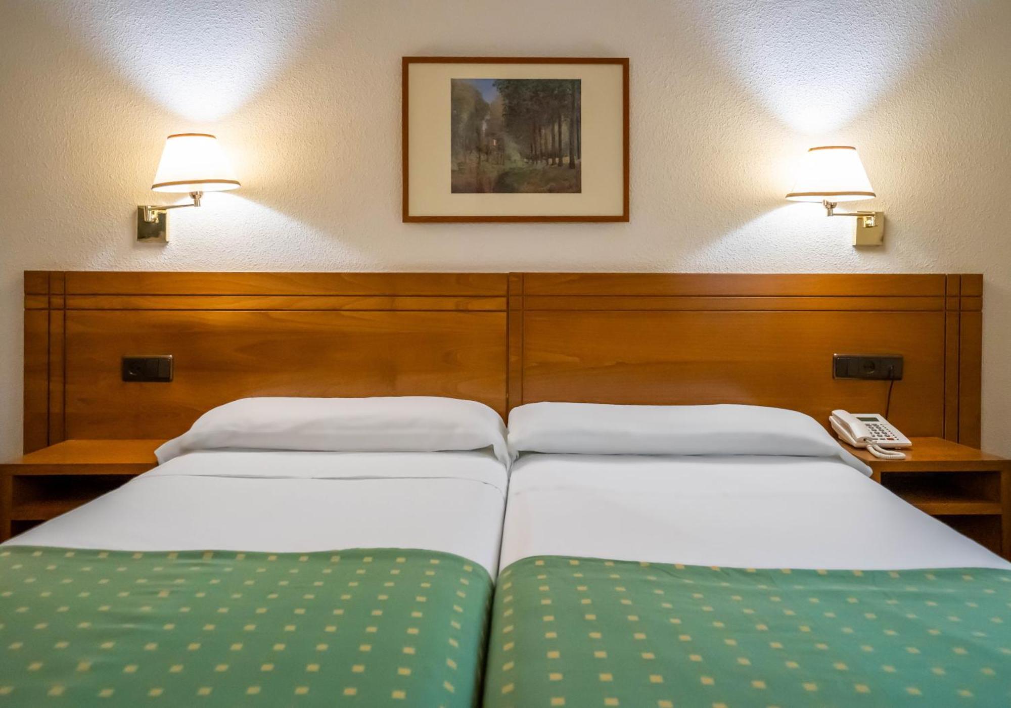 วายไอที กอนกิสตา เด โตเลโด Hotel ภายนอก รูปภาพ
